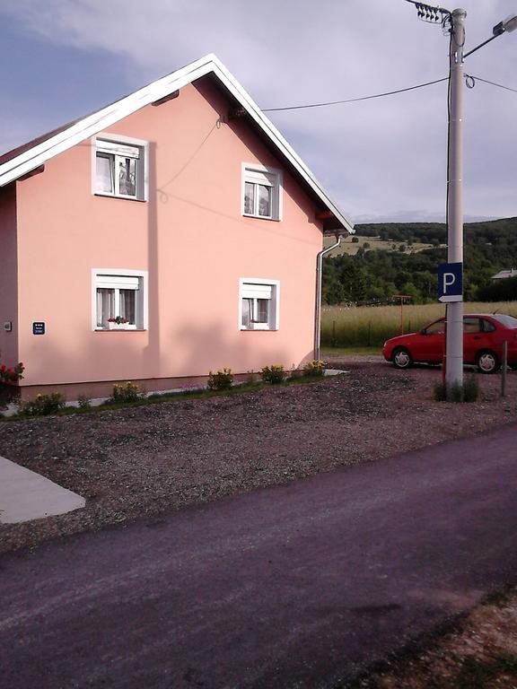 Rooms Josip Korenica Rum bild