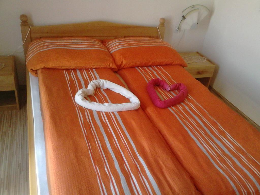 Rooms Josip Korenica Rum bild